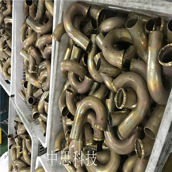  怎樣使彎管機彎難彎的管子？